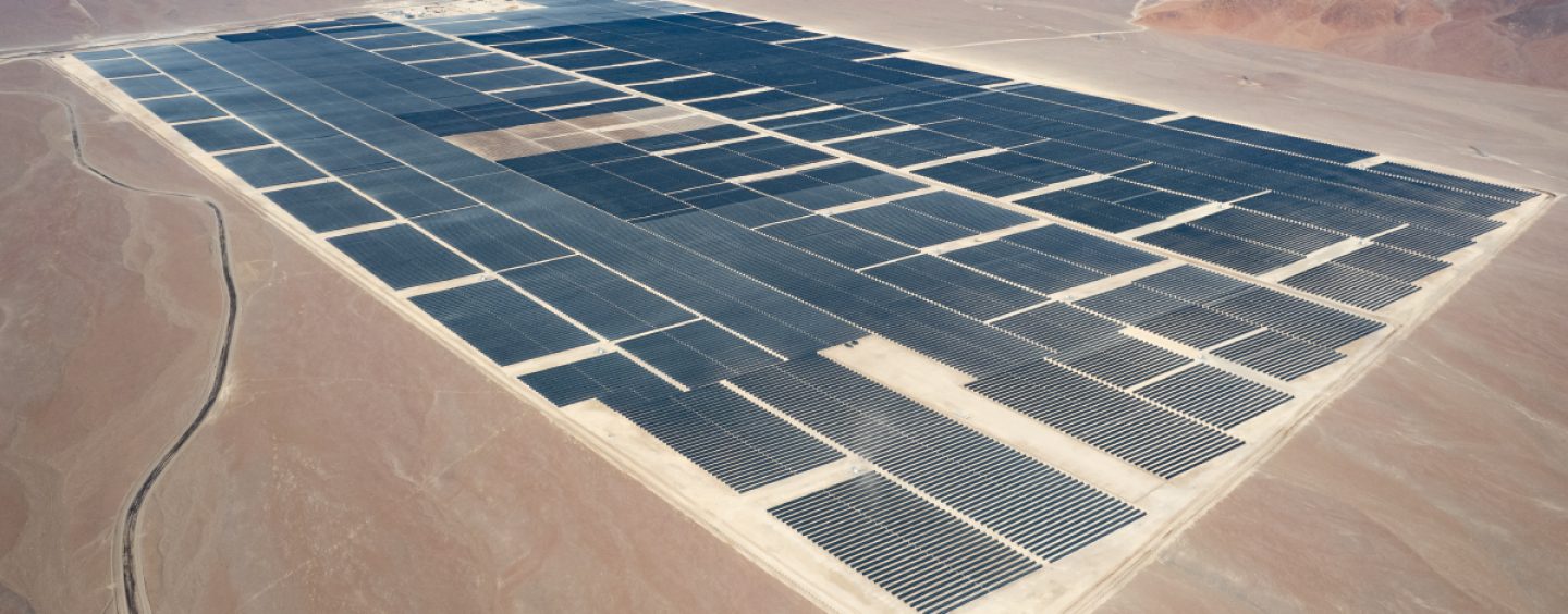 Colbún inaugura parque solar y prepara iniciativas de almacenamiento por más de 800 MW