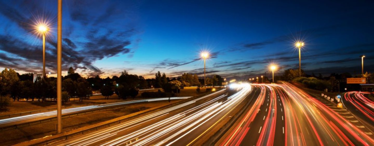 Autopistas del Sol y Autopistas del Oeste: 100% de consumo eléctrico con fuentes renovables