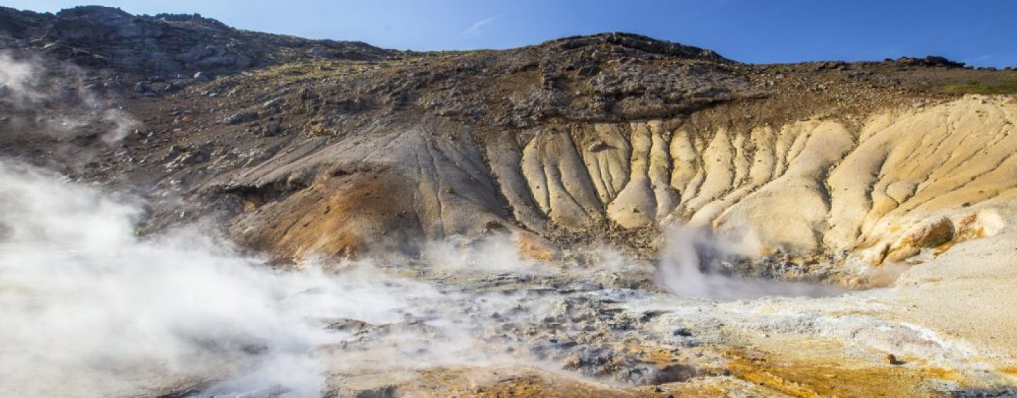 Recursos geotérmicos para generación de energía