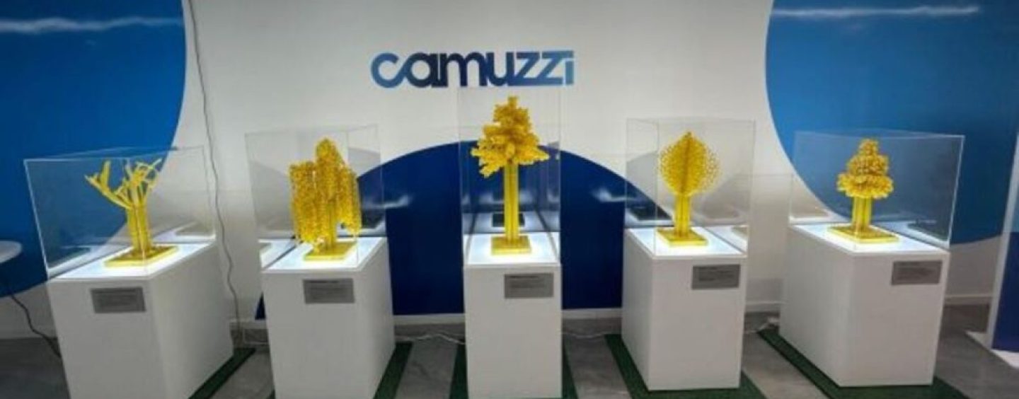 Camuzzi convierte caños en desuso en esculturas para promover la economía circular