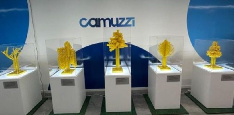 Camuzzi convierte caños en desuso en esculturas para promover la economía circular